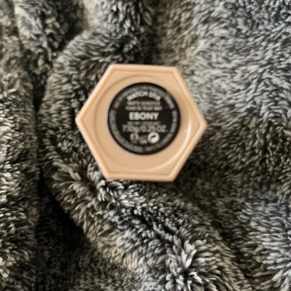 Fenty Ebony Match Stix Matte Contour Skinstick